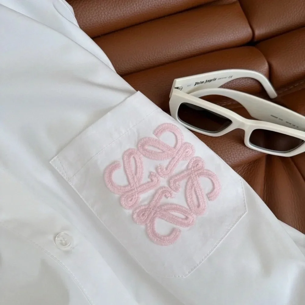 Loewe White Spring Shirt with Pink Logo - Picture 7 of 9